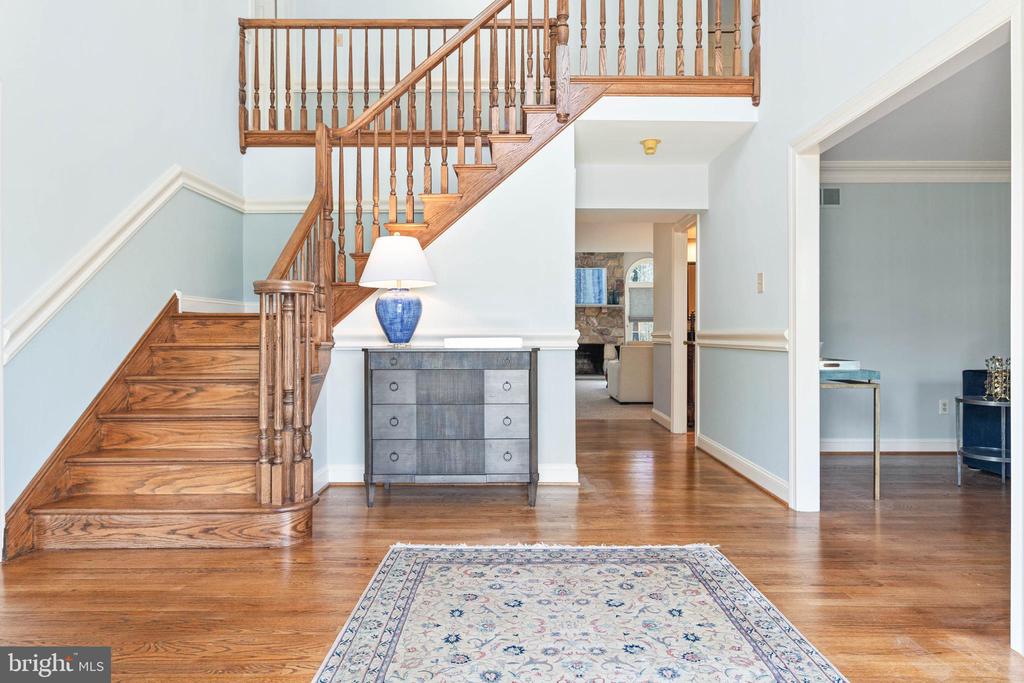 30 Foxfield Ct