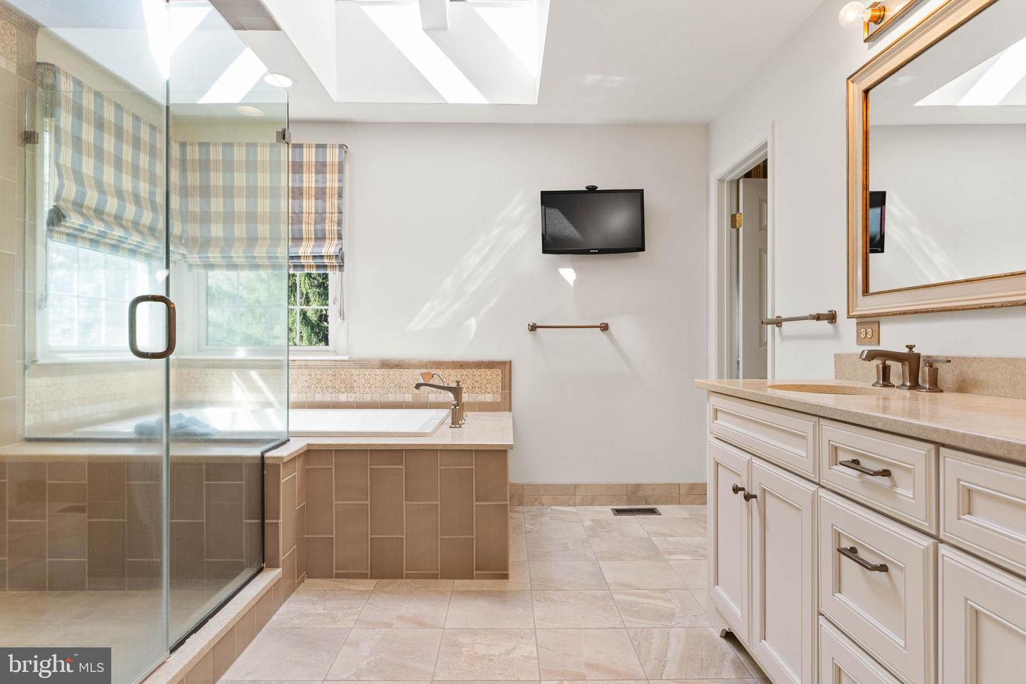 30 Foxfield Ct
