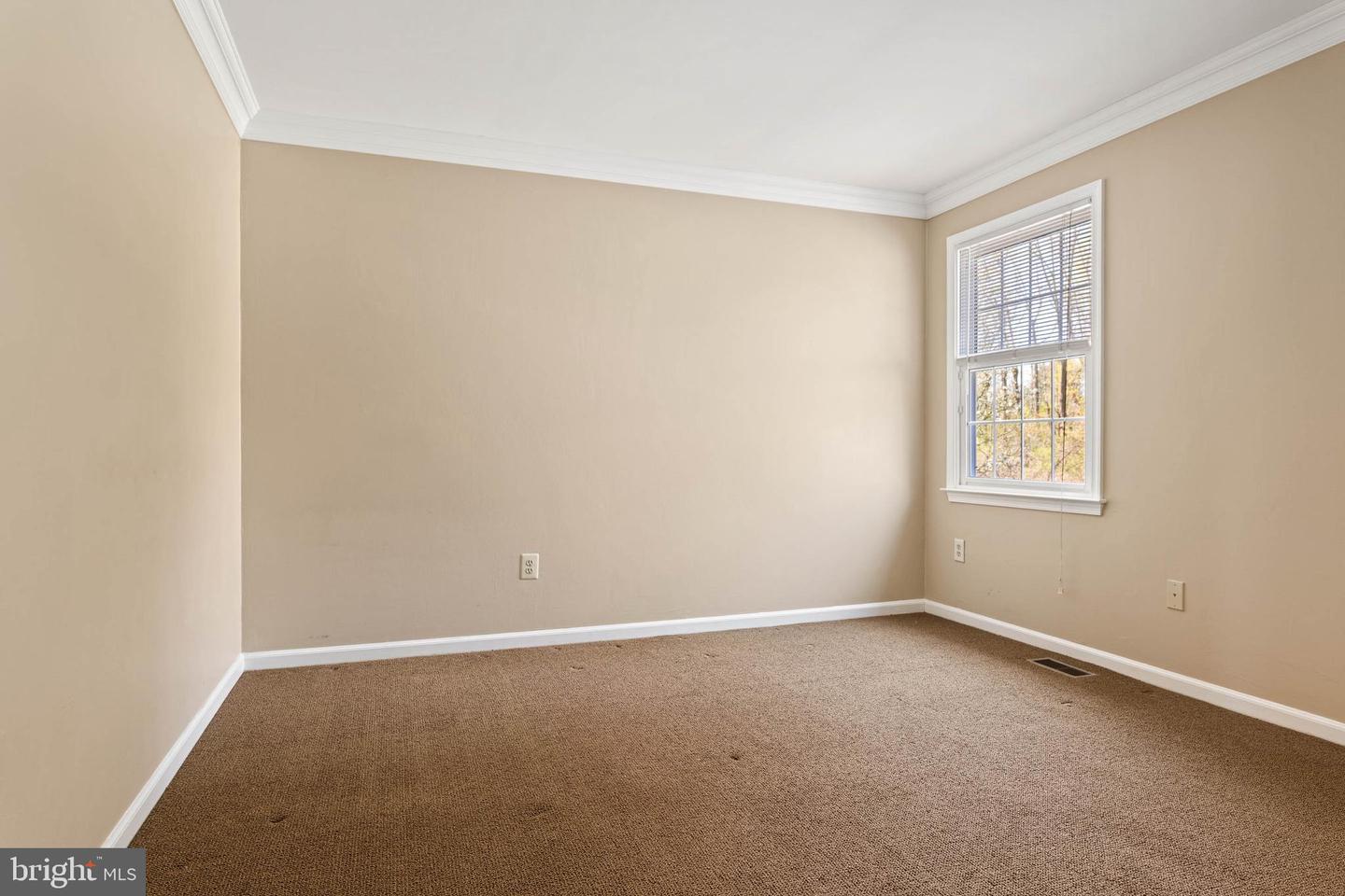 30 Foxfield Ct