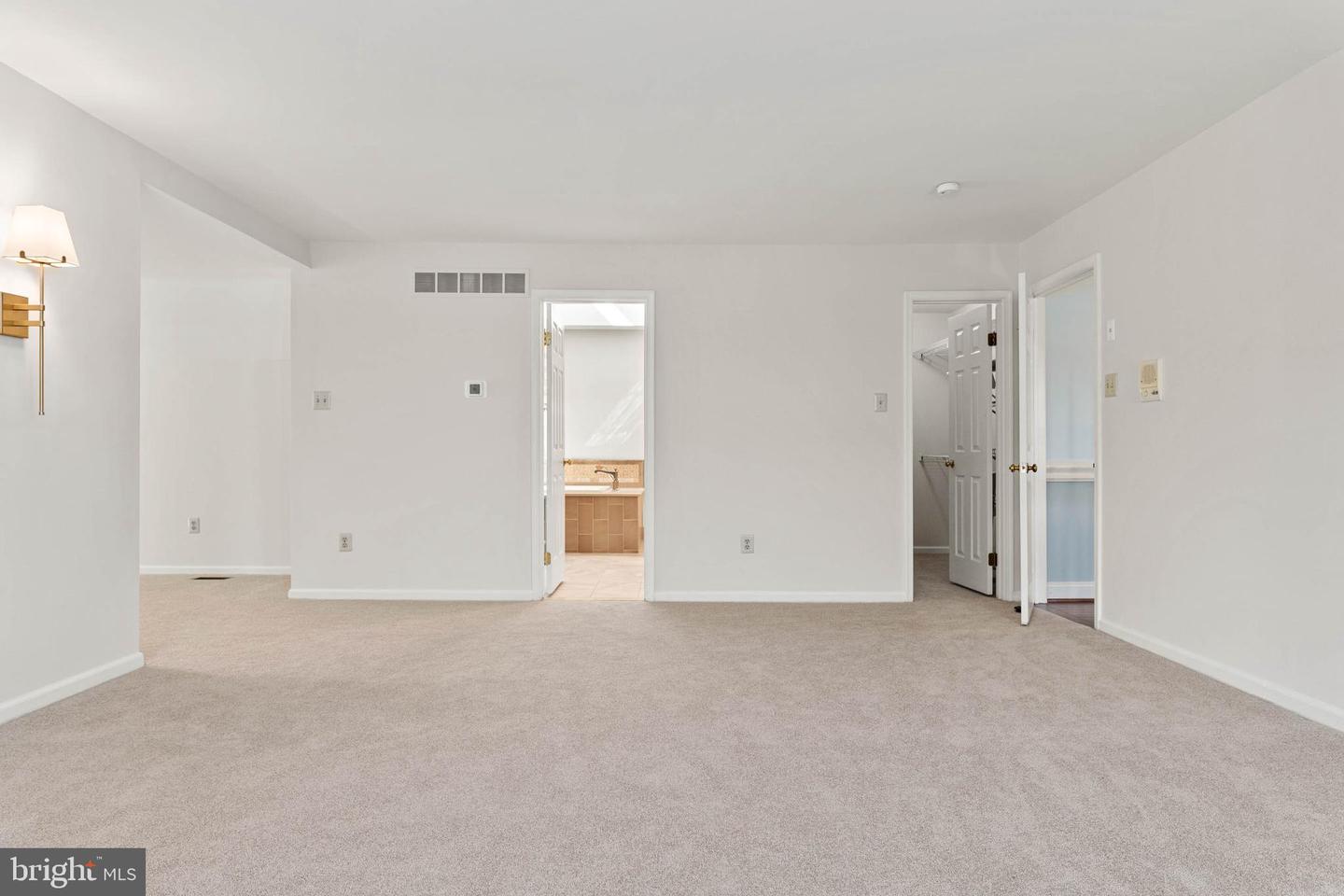 30 Foxfield Ct