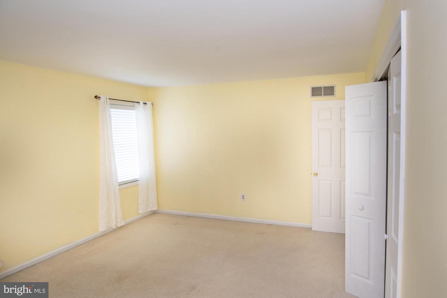 623 Gage Ln