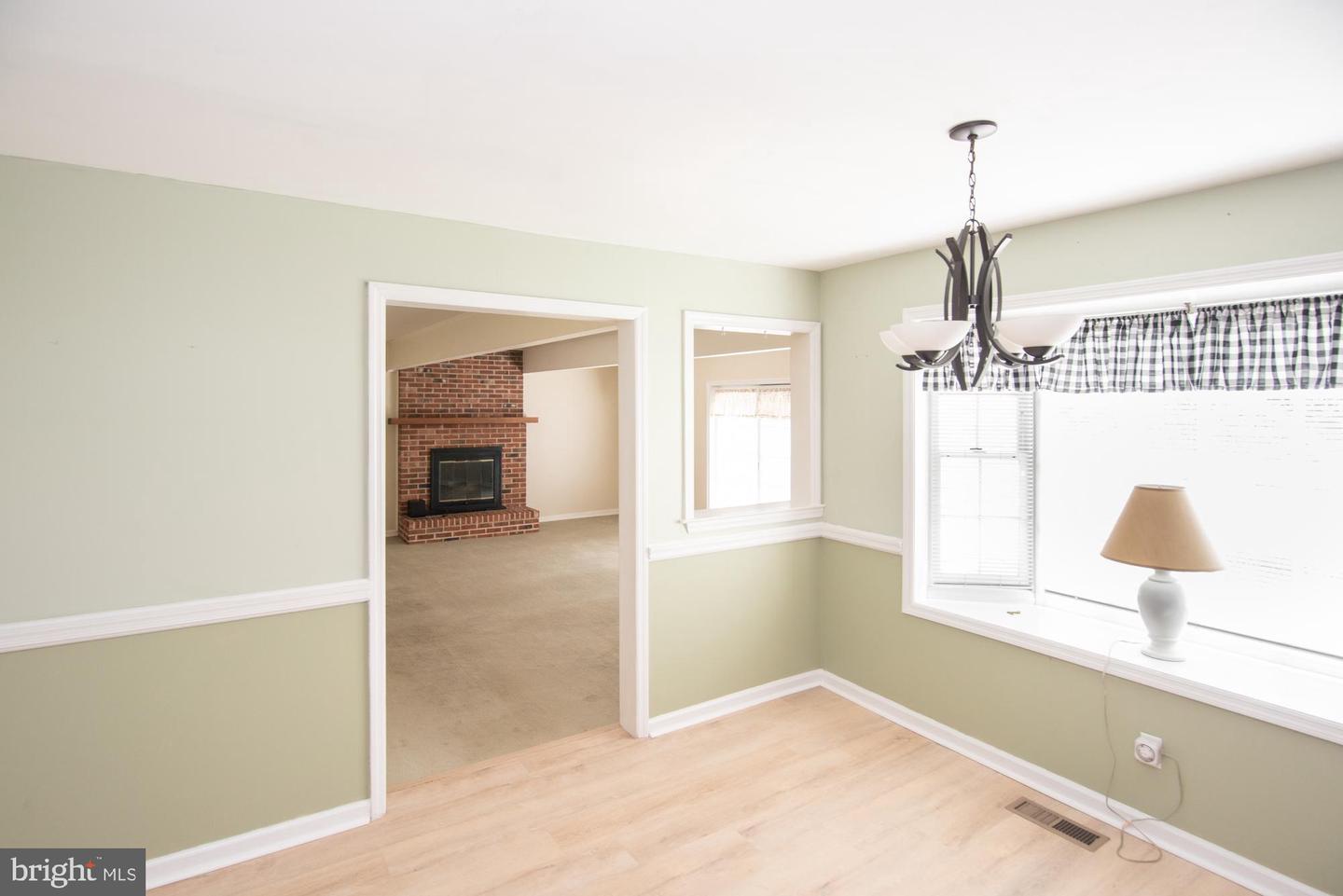 623 Gage Ln