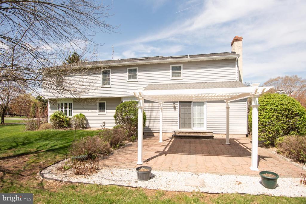 623 Gage Ln