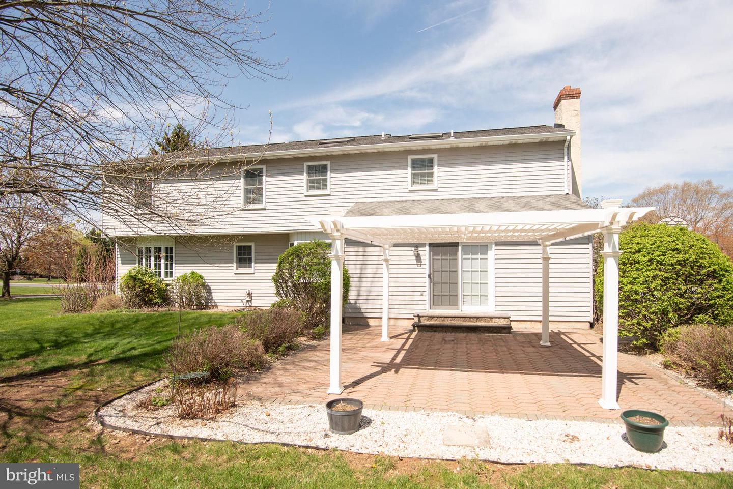 623 Gage Ln