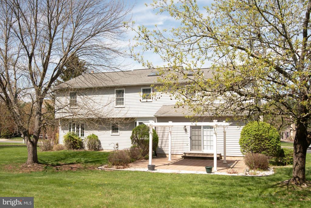 623 Gage Ln