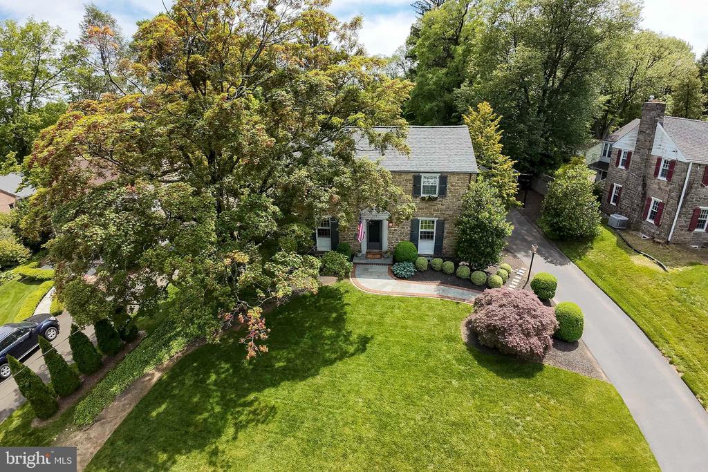 554 Twickenham Rd