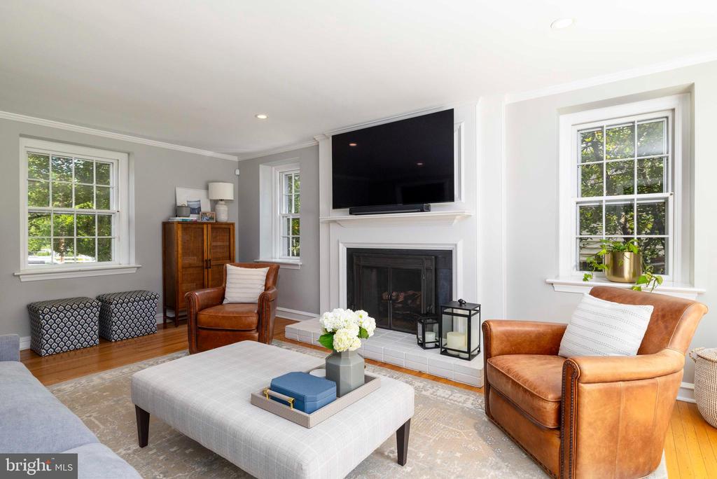 554 Twickenham Rd