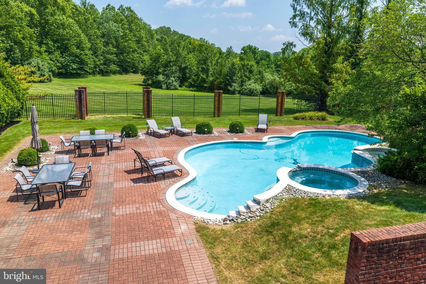 110 Brittany Way