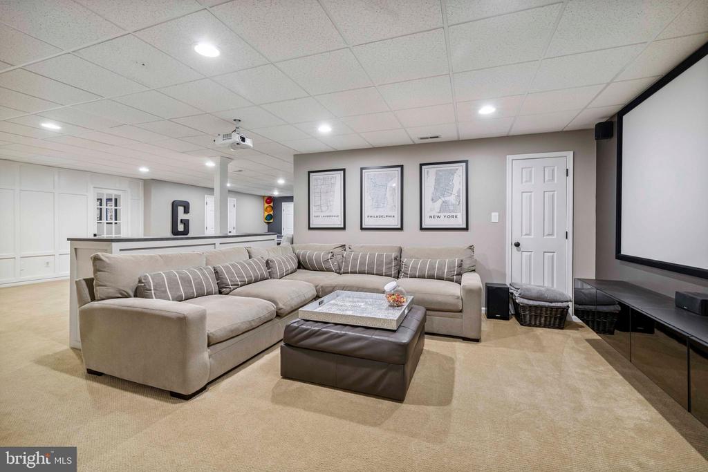 829 Foxfield