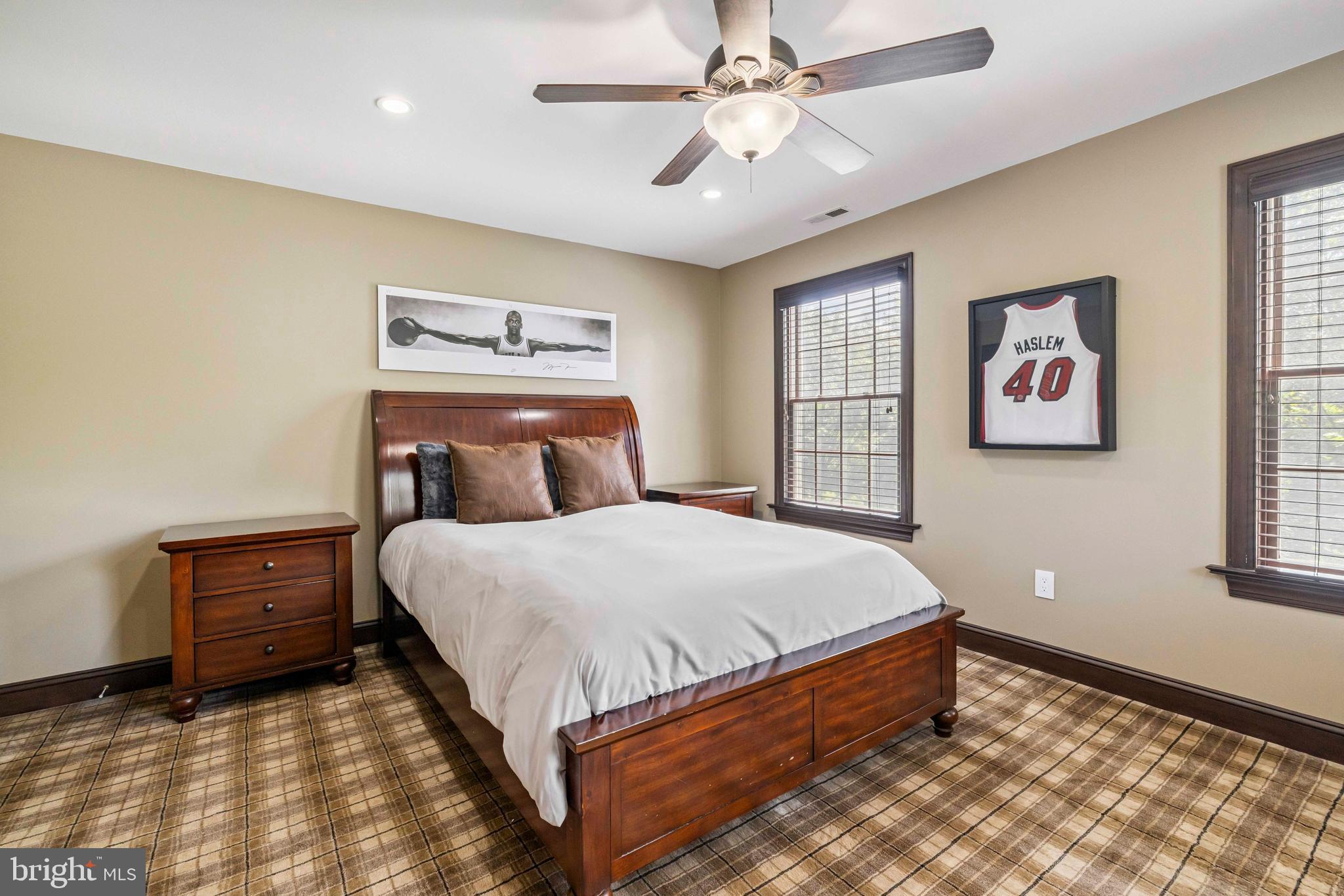 829 Foxfield