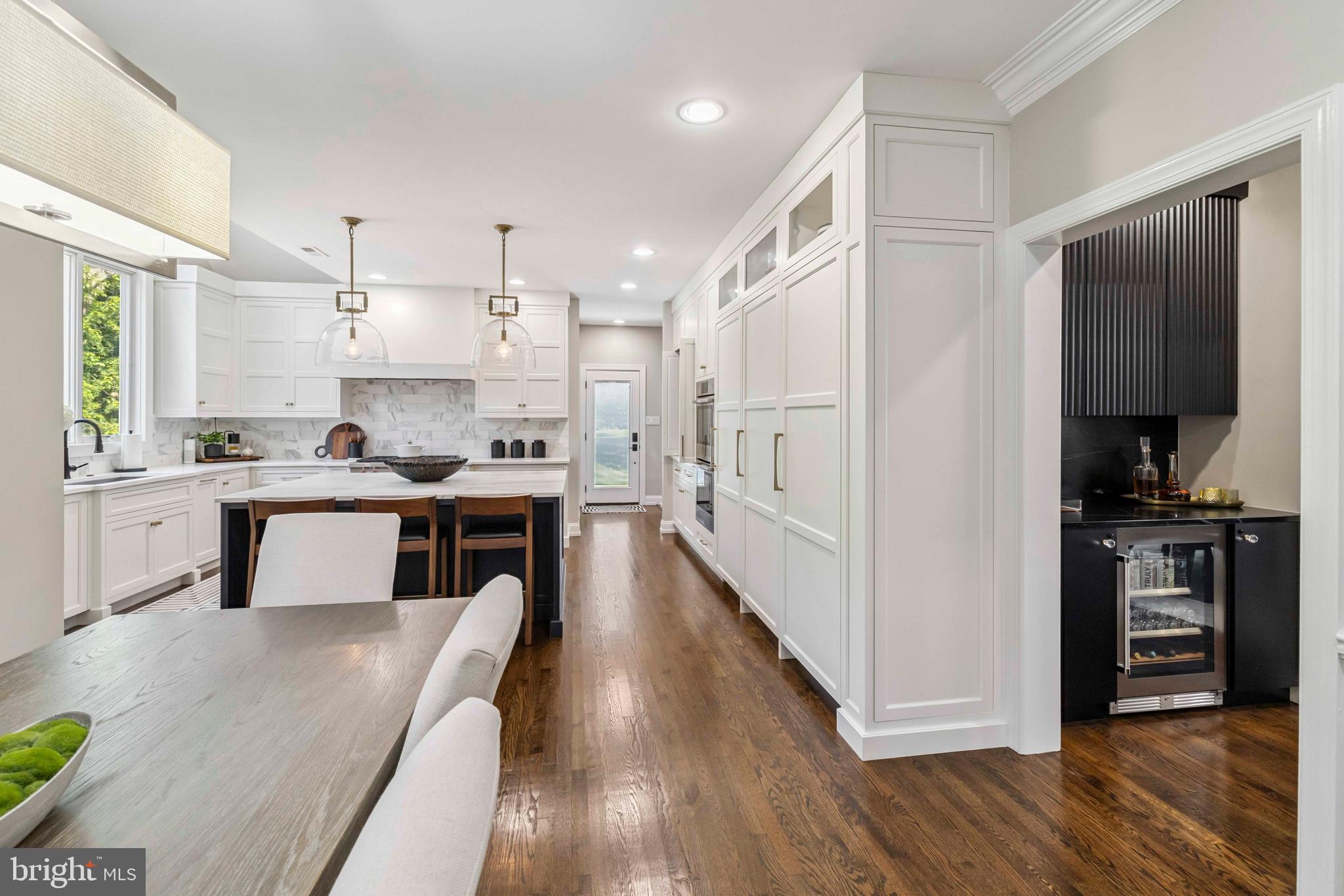 829 Foxfield