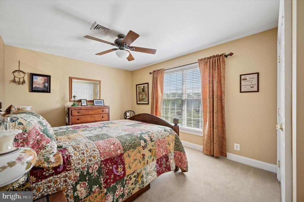 1161 WEDGE WAY
