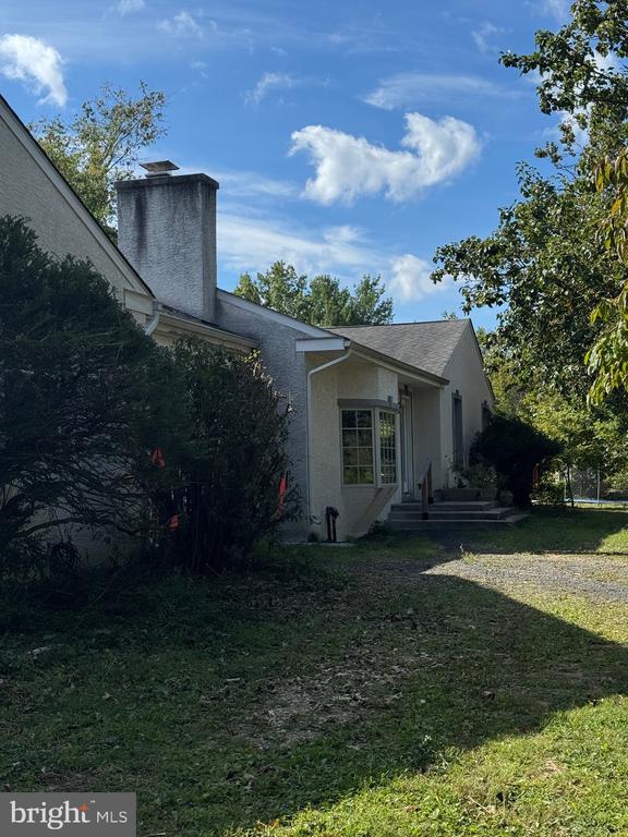 804 DEKALB PIKE