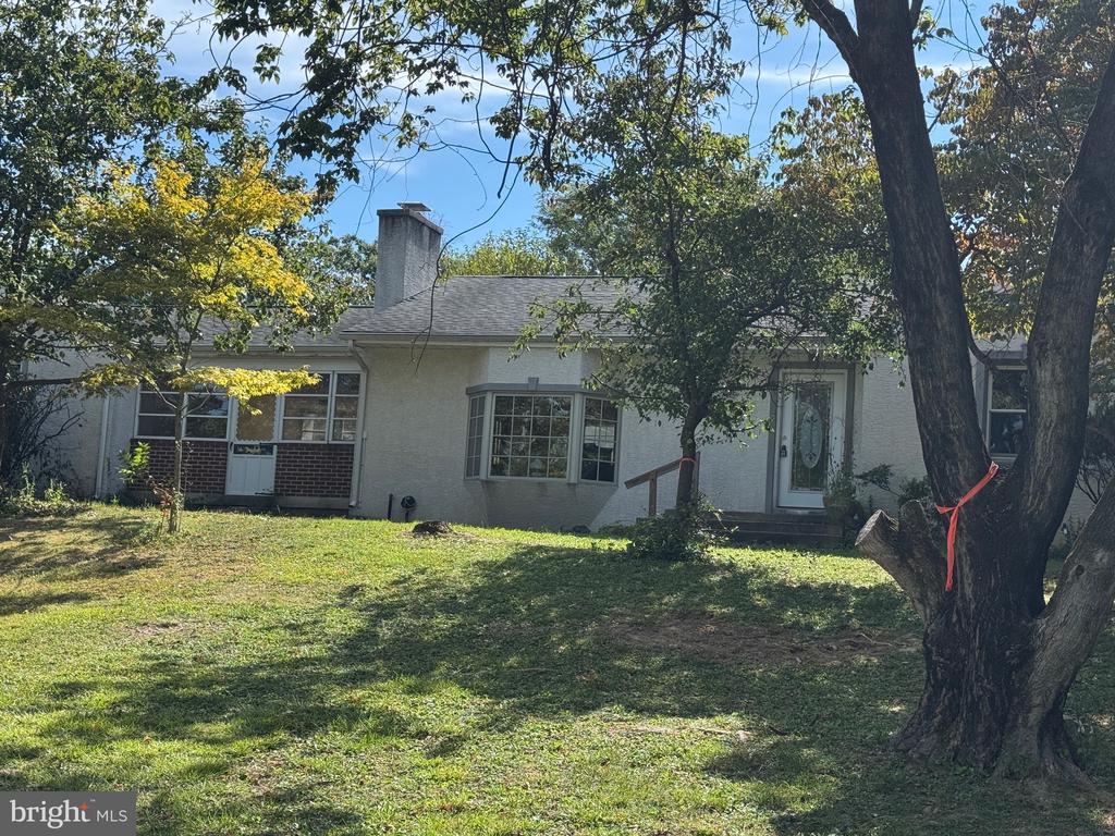 804 DEKALB PIKE