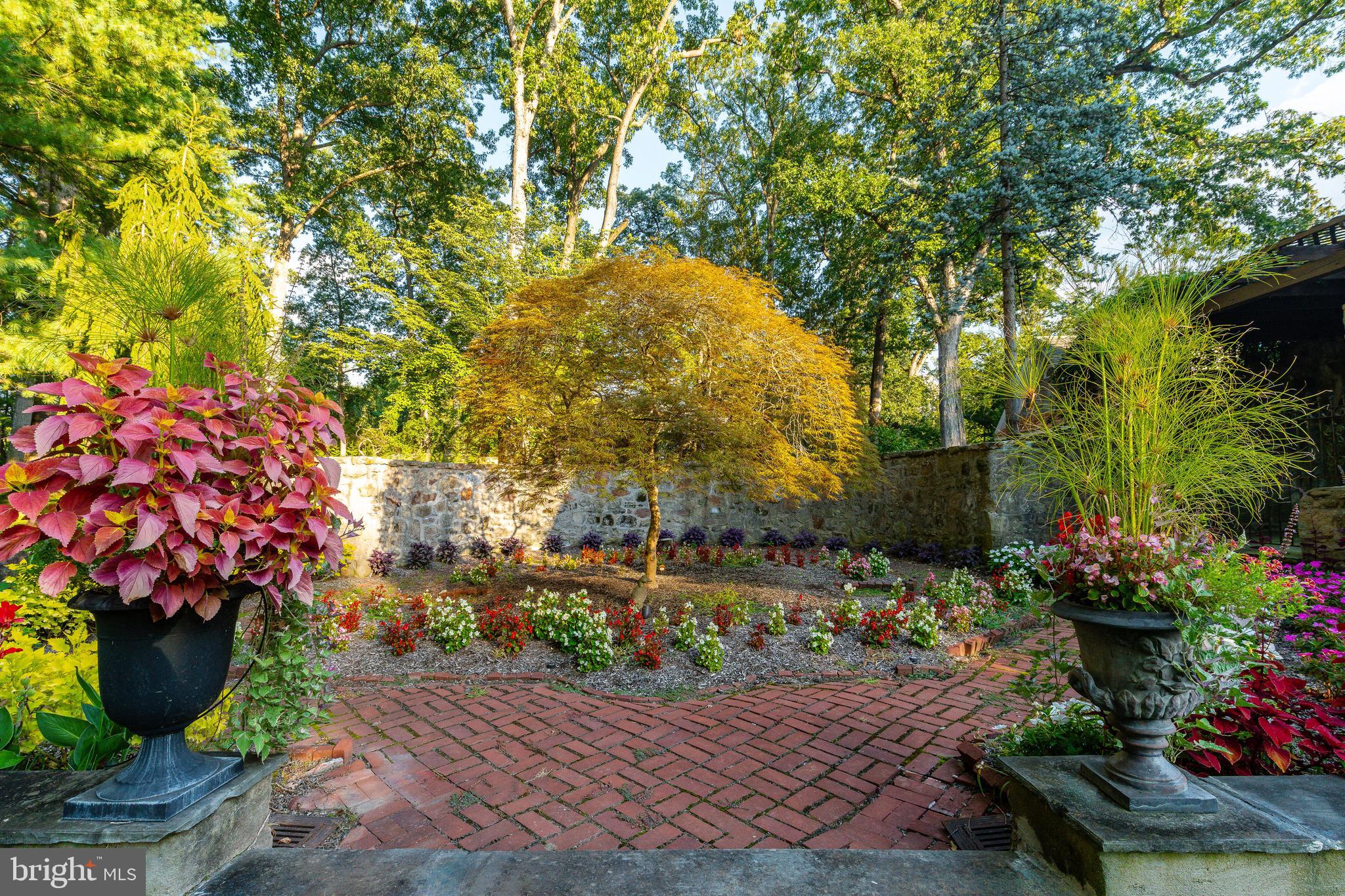 1336 GYPSY HILL ROAD
