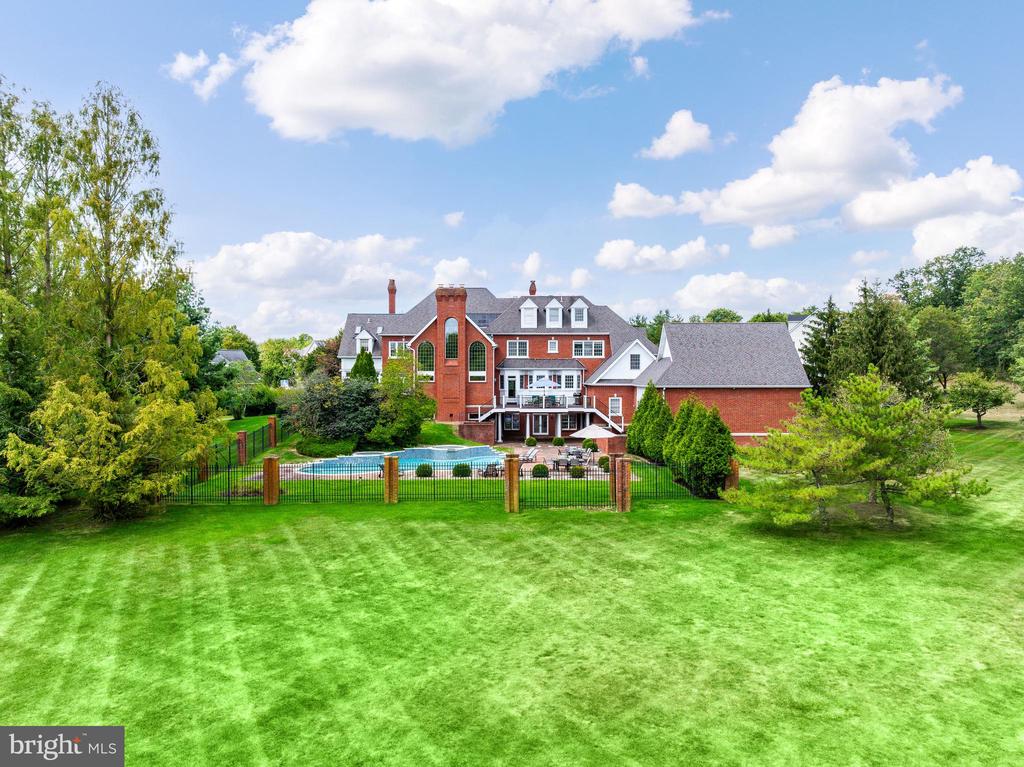 110 BRITTANY WAY