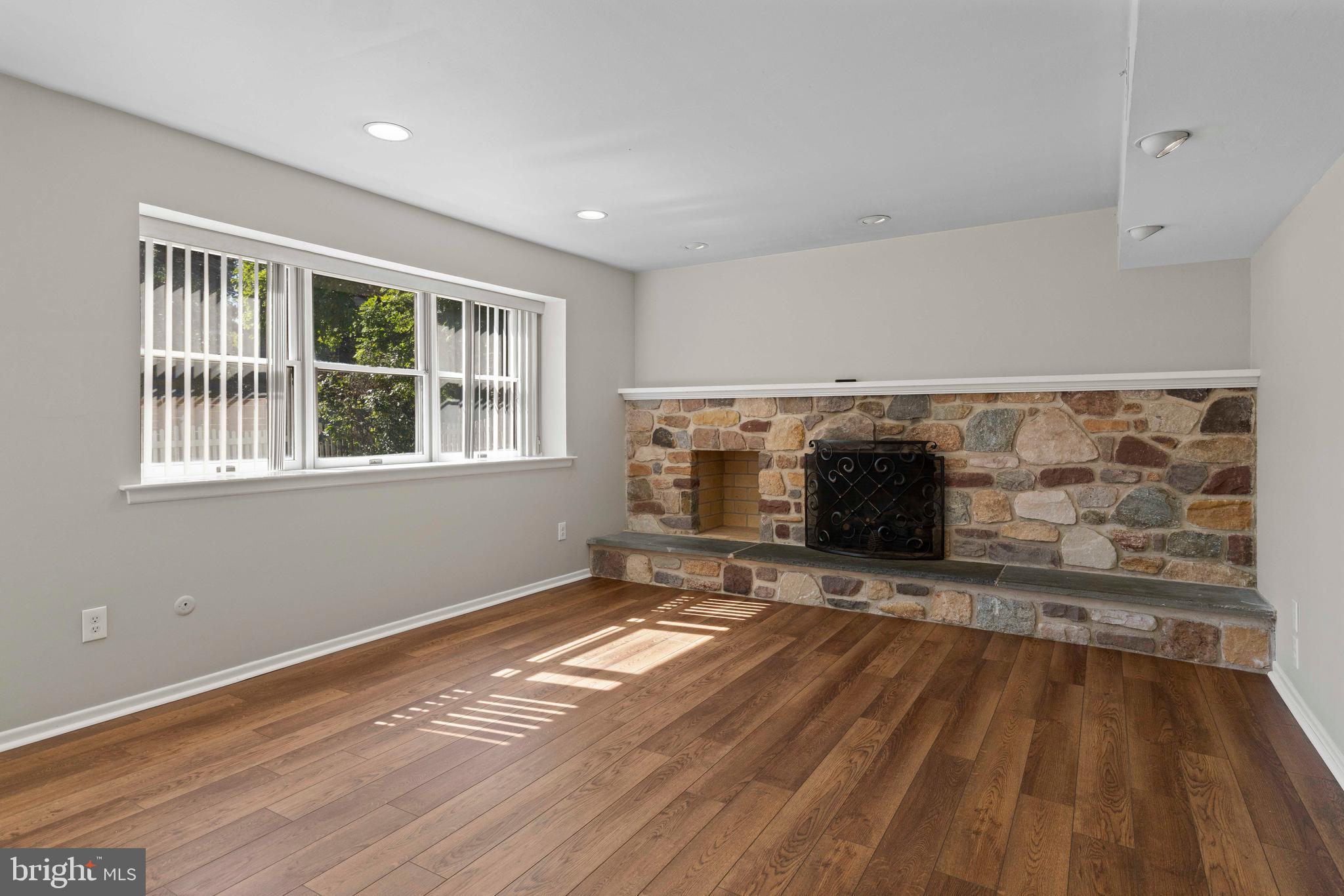 544 PARTRIDGE COURT