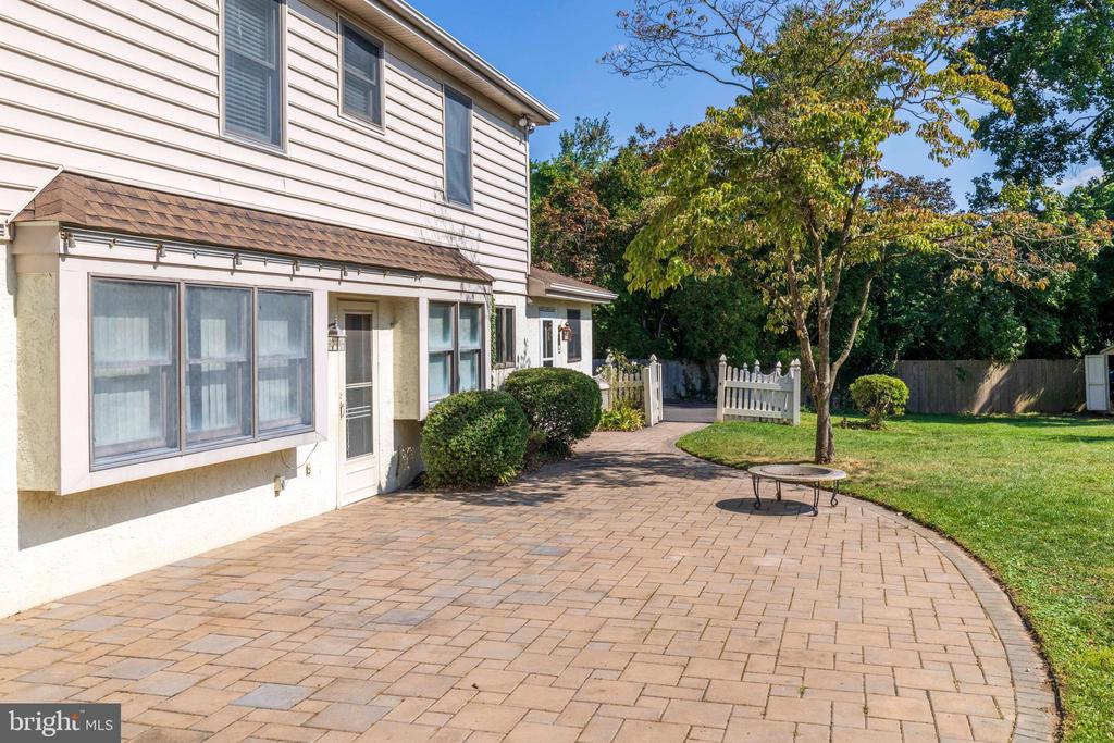 544 PARTRIDGE COURT