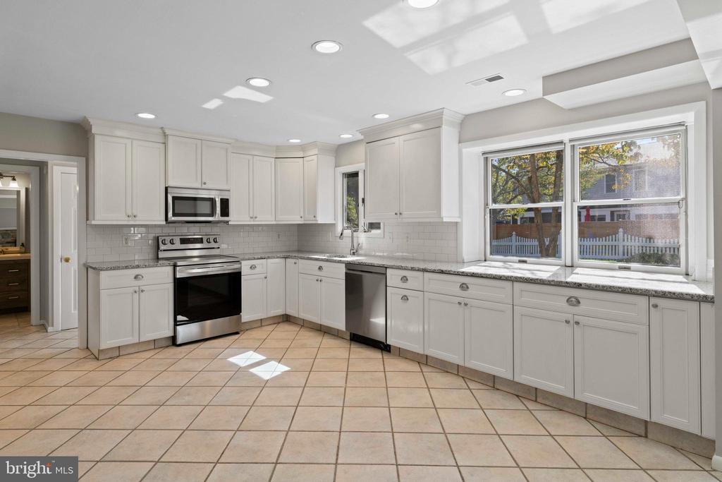 544 PARTRIDGE COURT