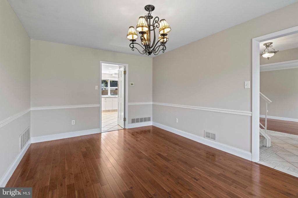544 PARTRIDGE COURT