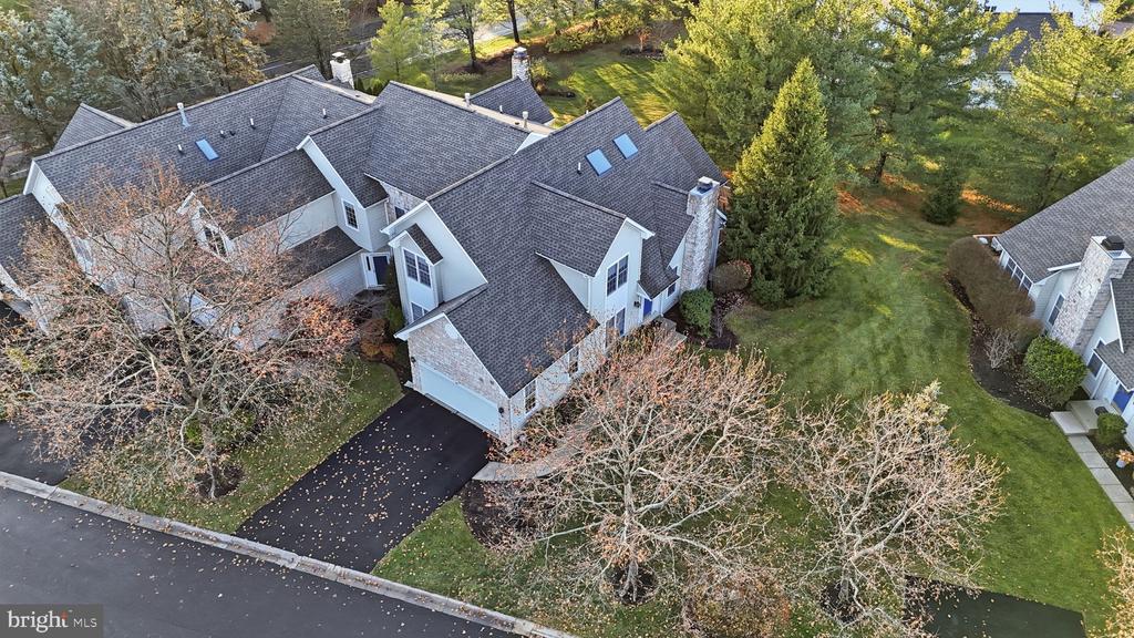 105 BIRKDALE DRIVE