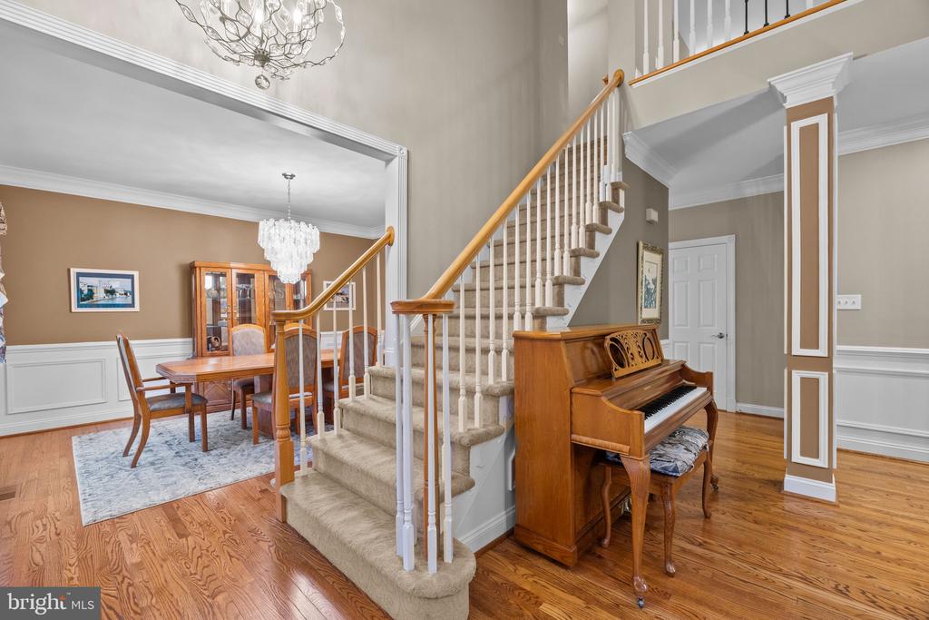 105 BIRKDALE DRIVE