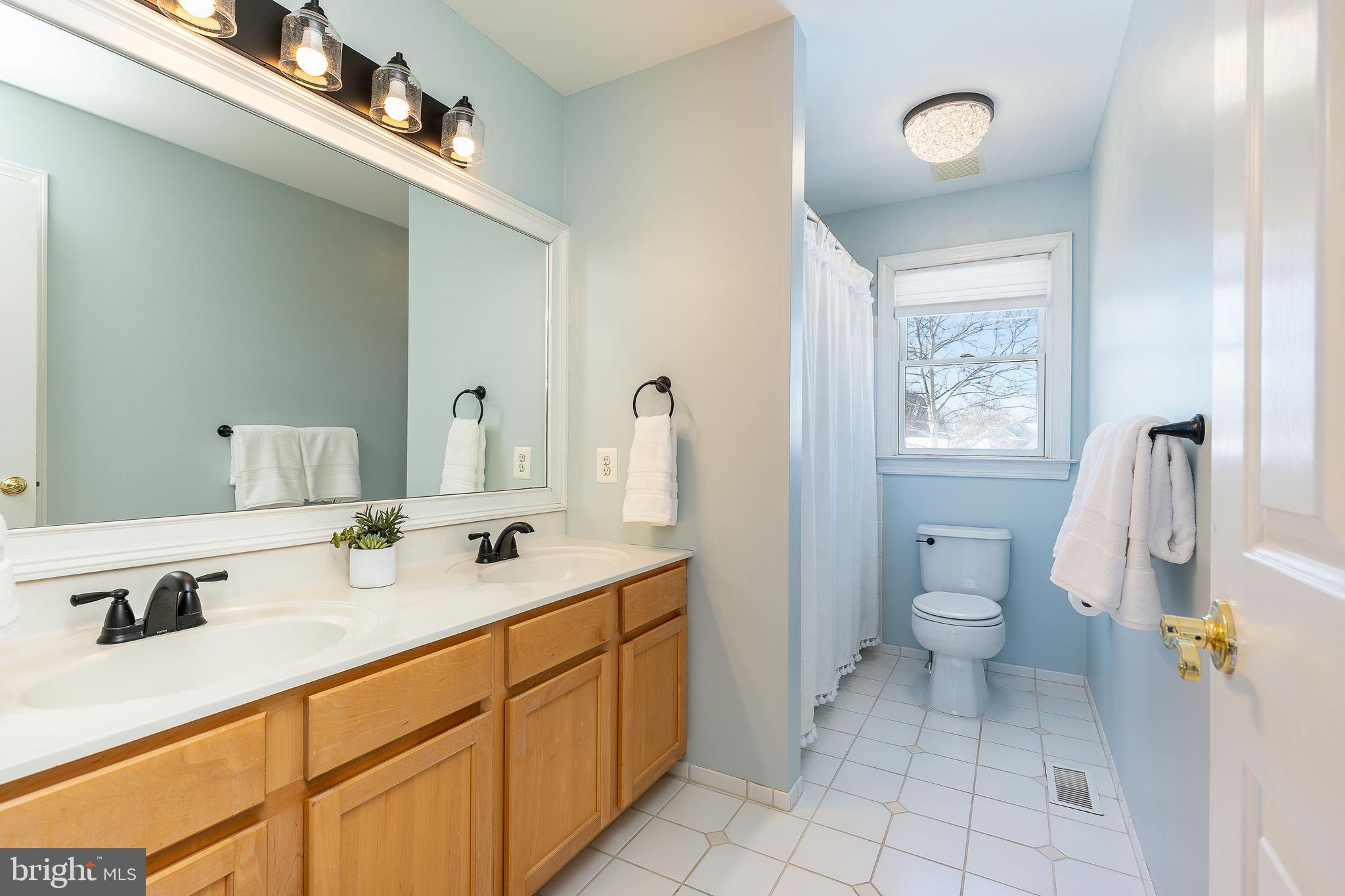 1256 APPALACHIAN ROAD