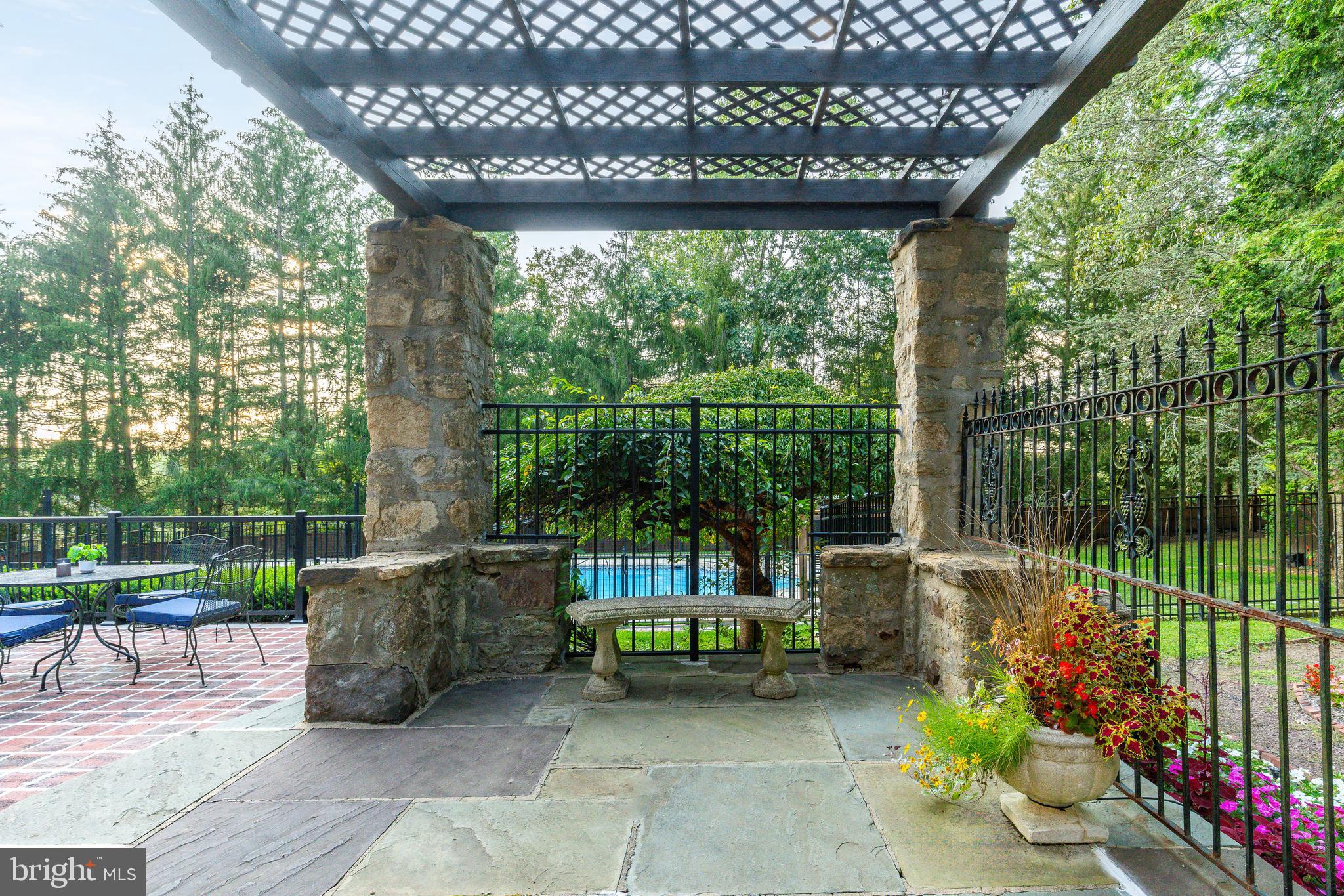 1336 GYPSY HILL ROAD