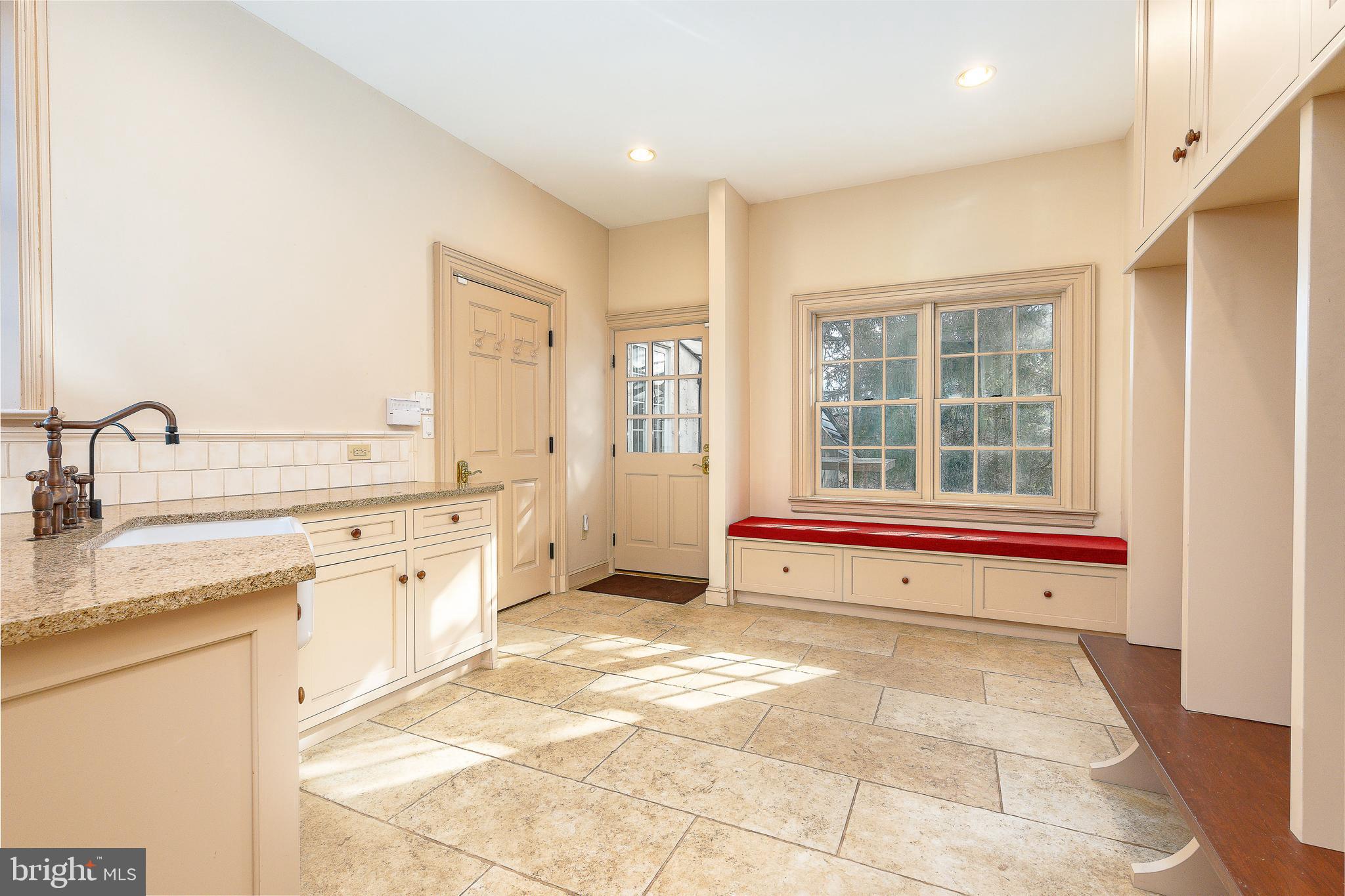 1336 GYPSY HILL ROAD