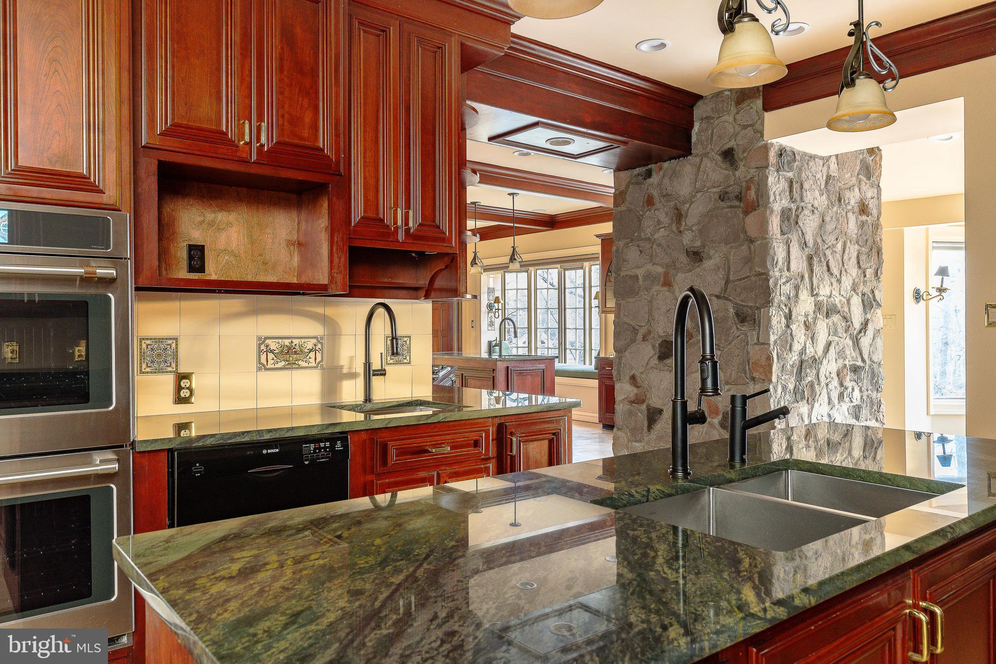 1336 GYPSY HILL ROAD