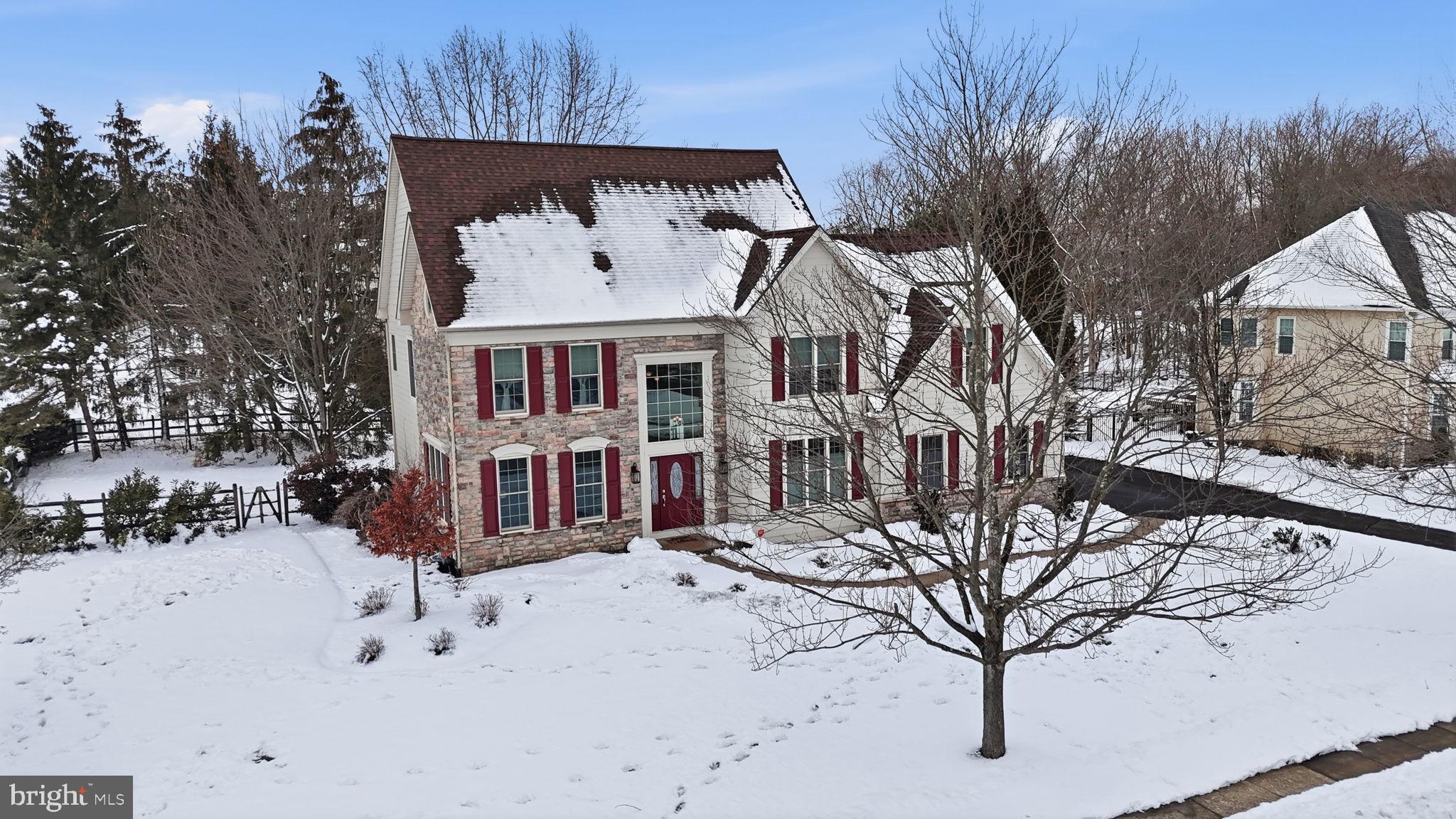 1329 EMERSON COURT