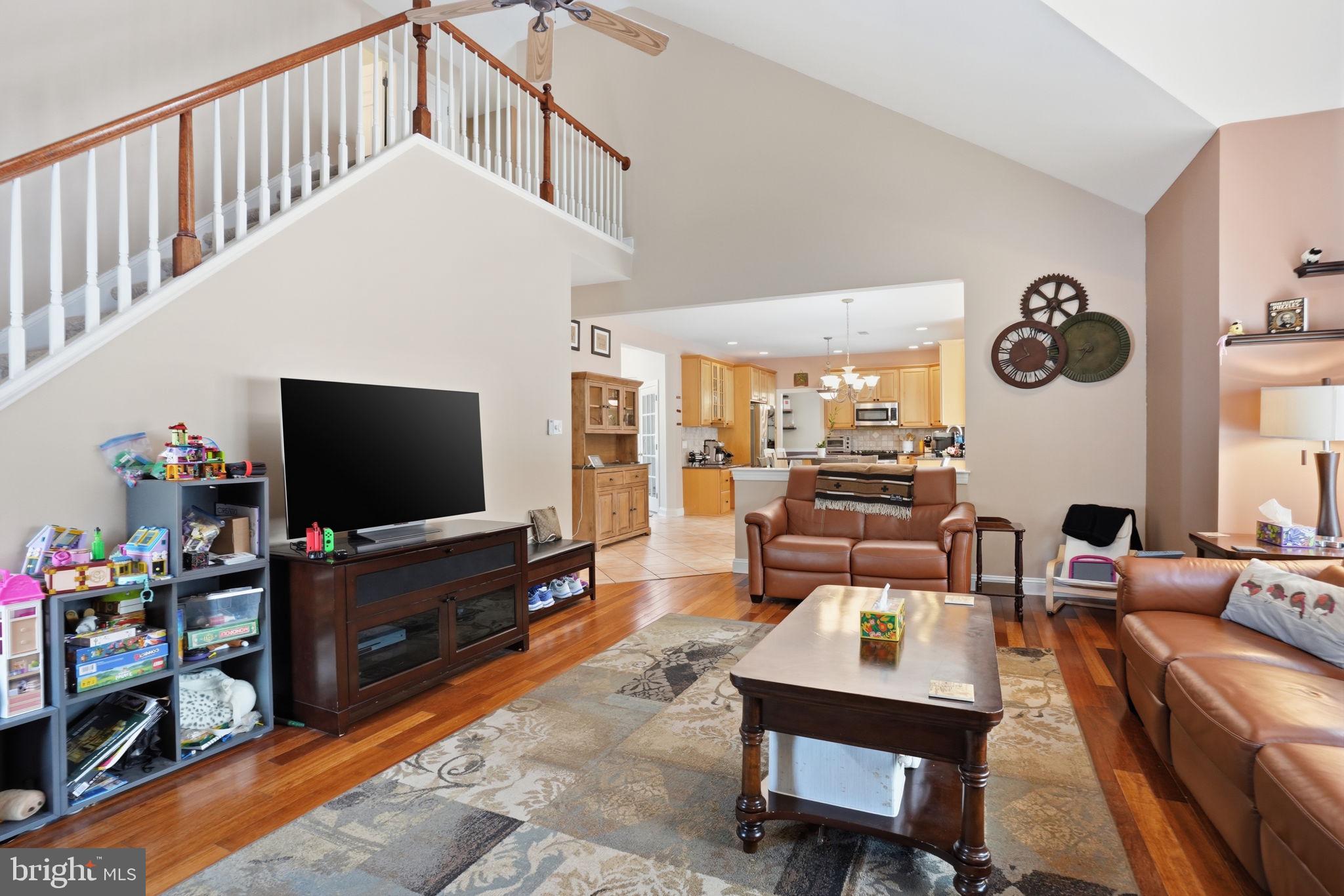 1329 EMERSON COURT