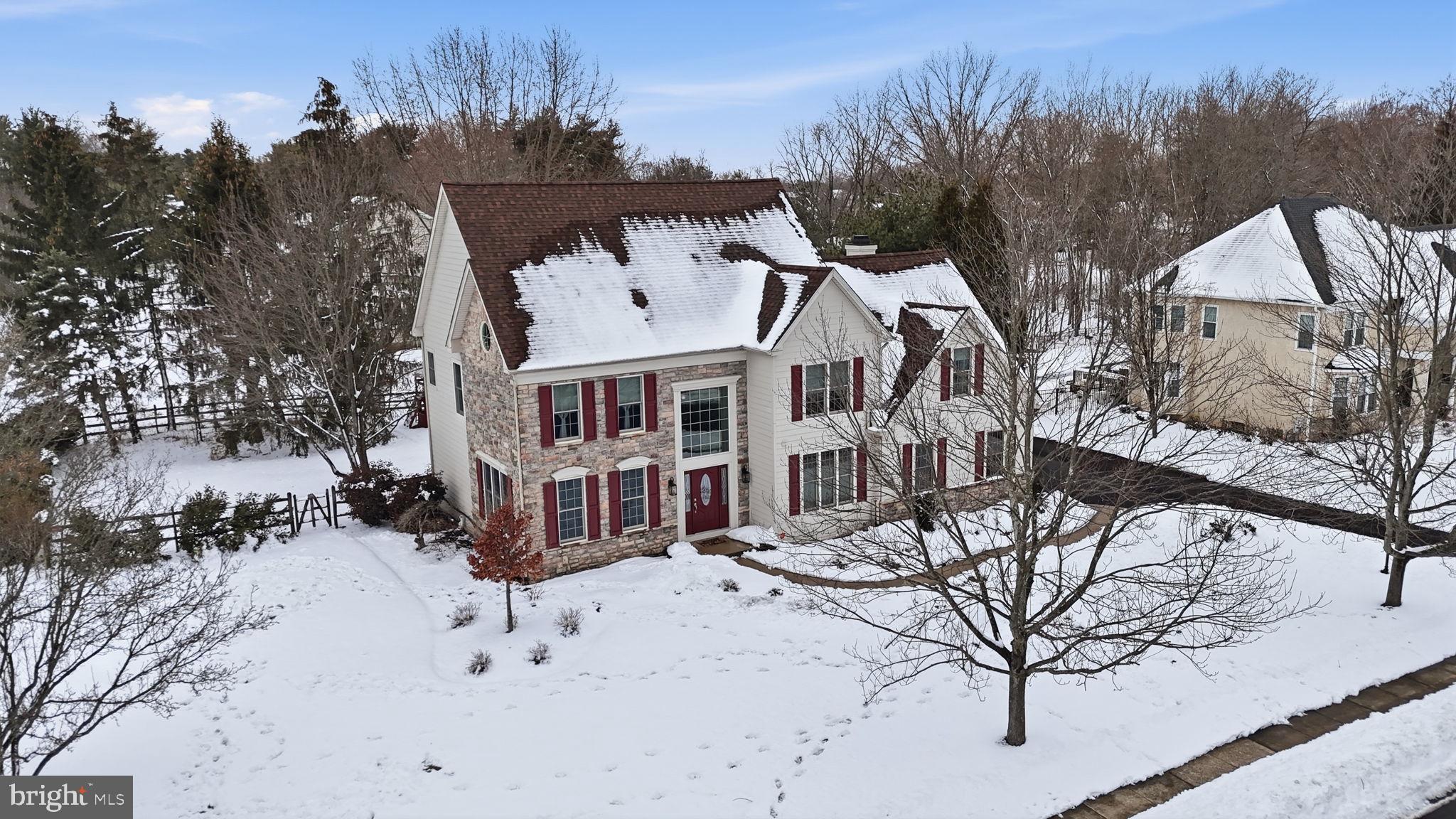1329 EMERSON COURT