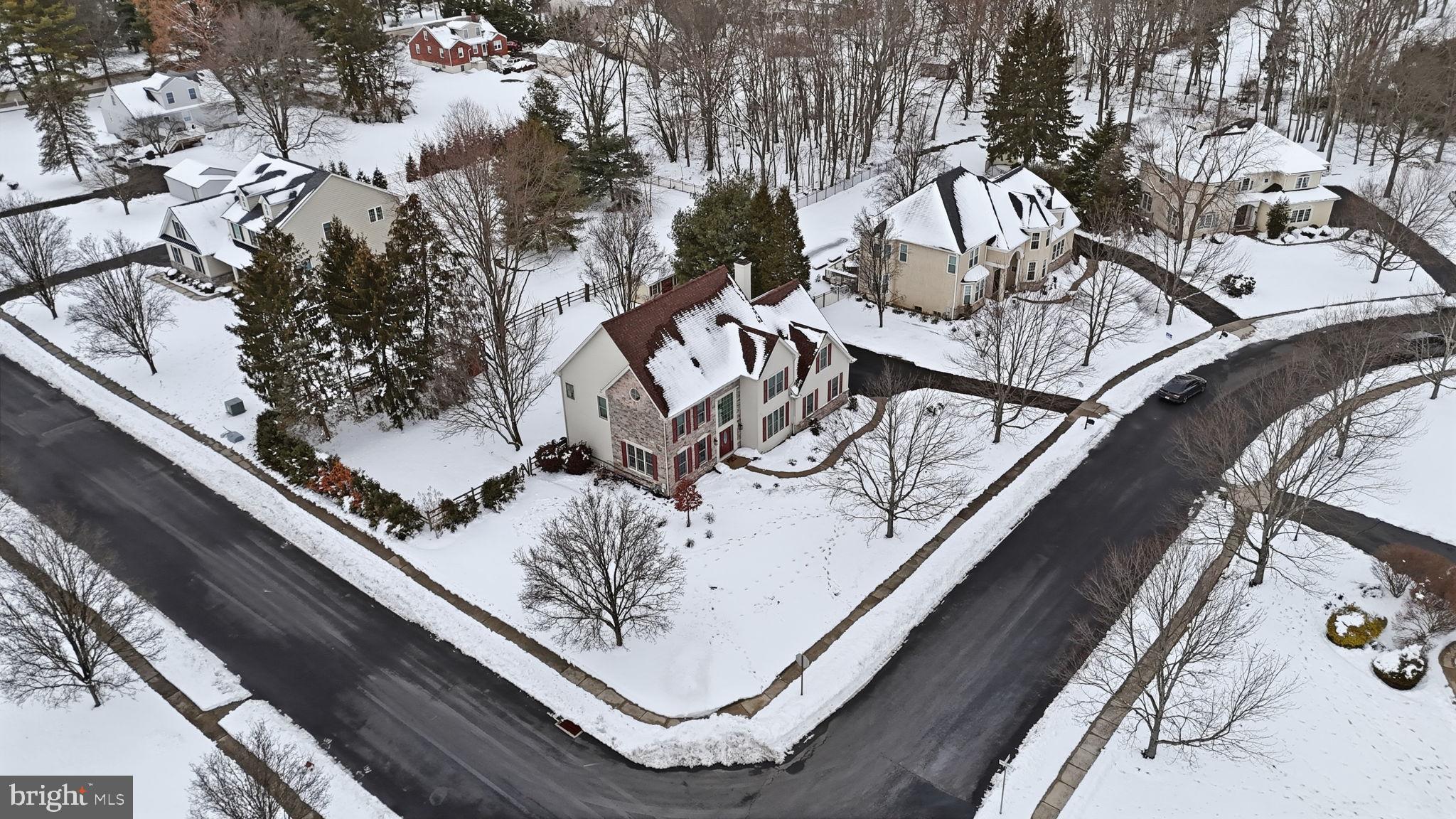1329 EMERSON COURT