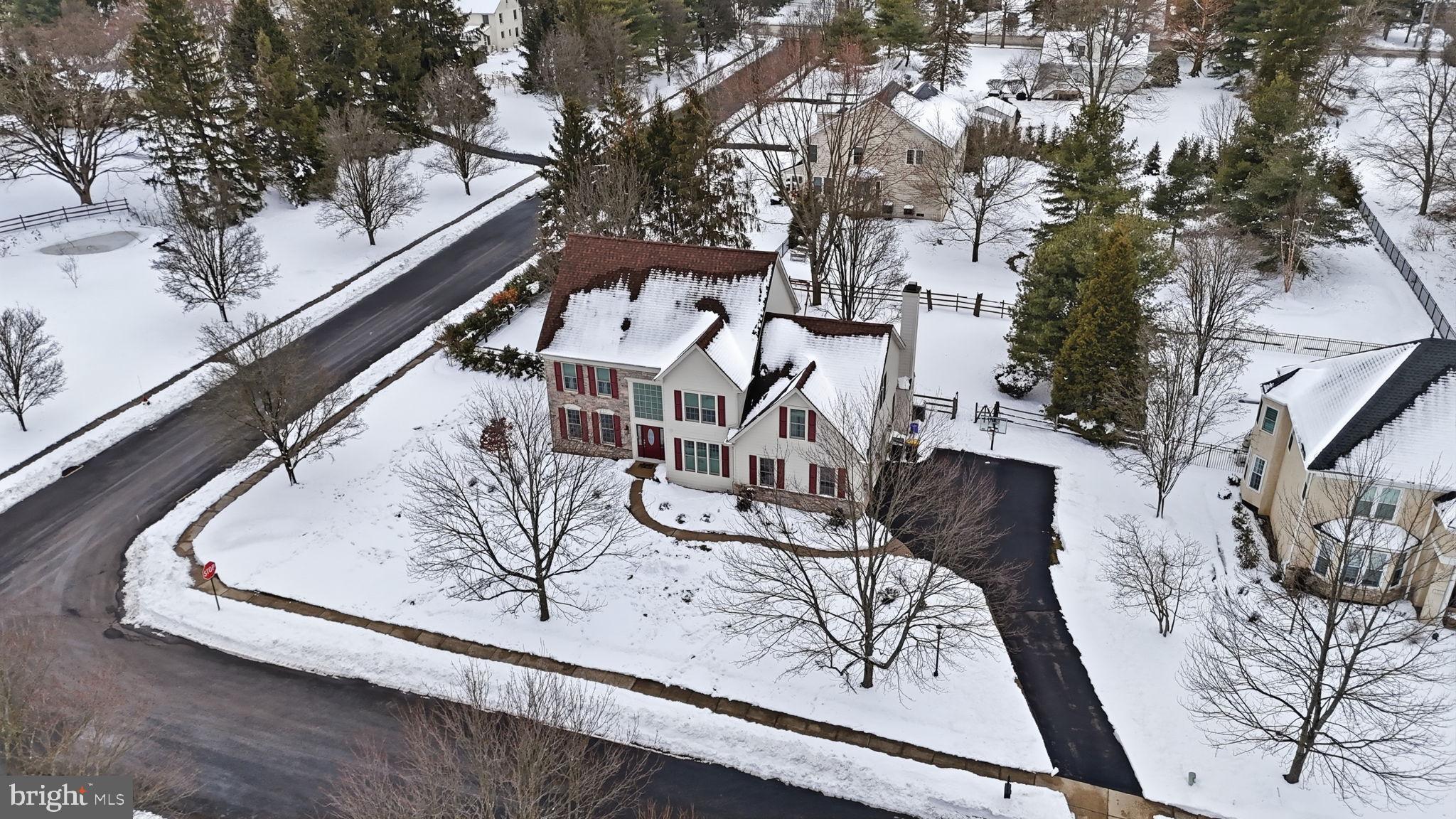 1329 EMERSON COURT