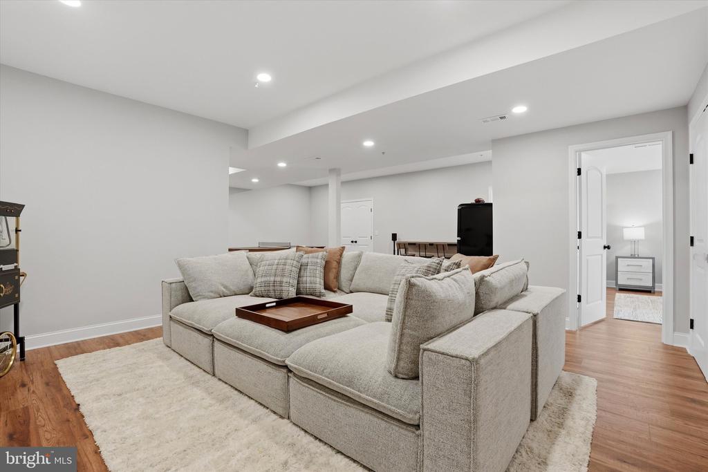 320 WHITEMARSH DRIVE