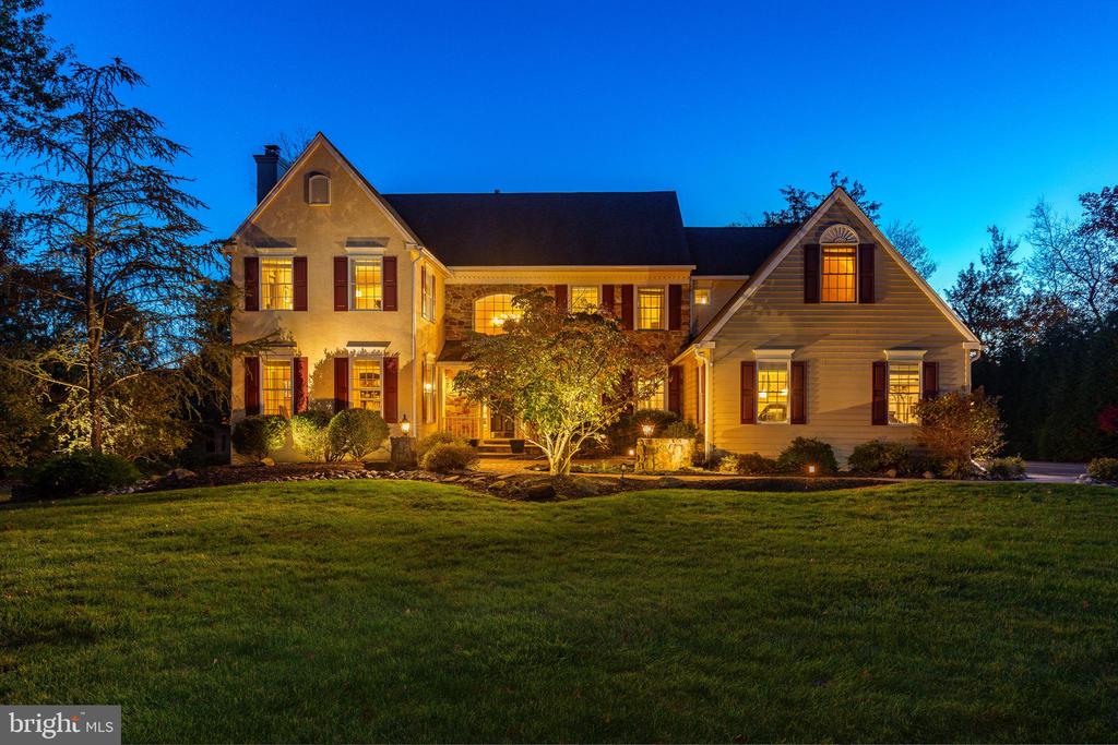 820 FOXFIELD ROAD