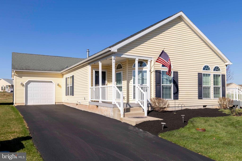 411 DANDELION DRIVE