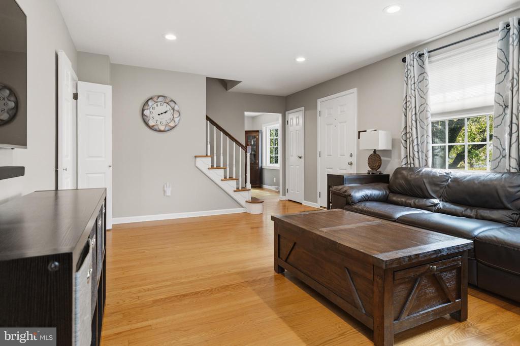 205 ANDERSON LANE