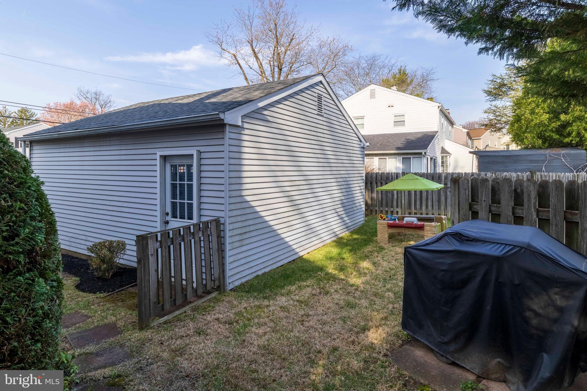 205 ANDERSON LANE