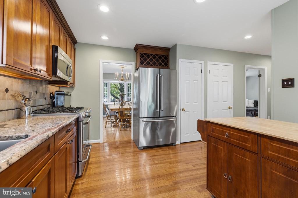 205 ANDERSON LANE