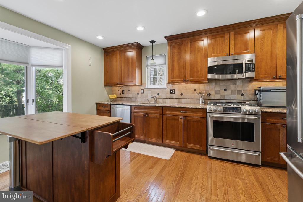 205 ANDERSON LANE