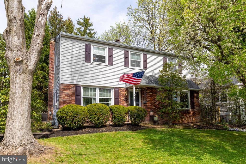205 ANDERSON LANE