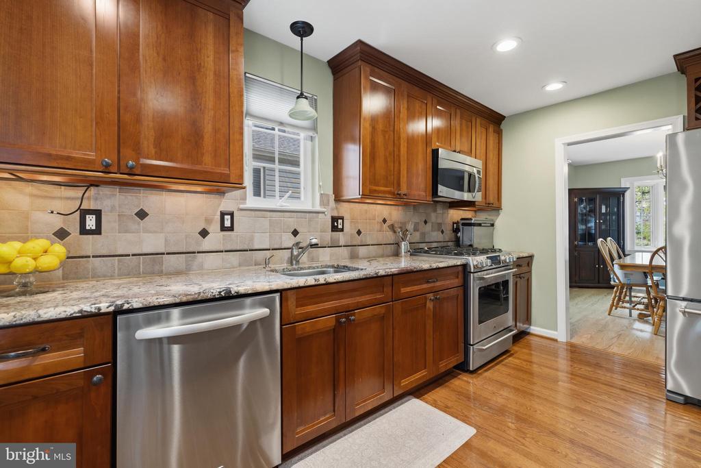 205 ANDERSON LANE