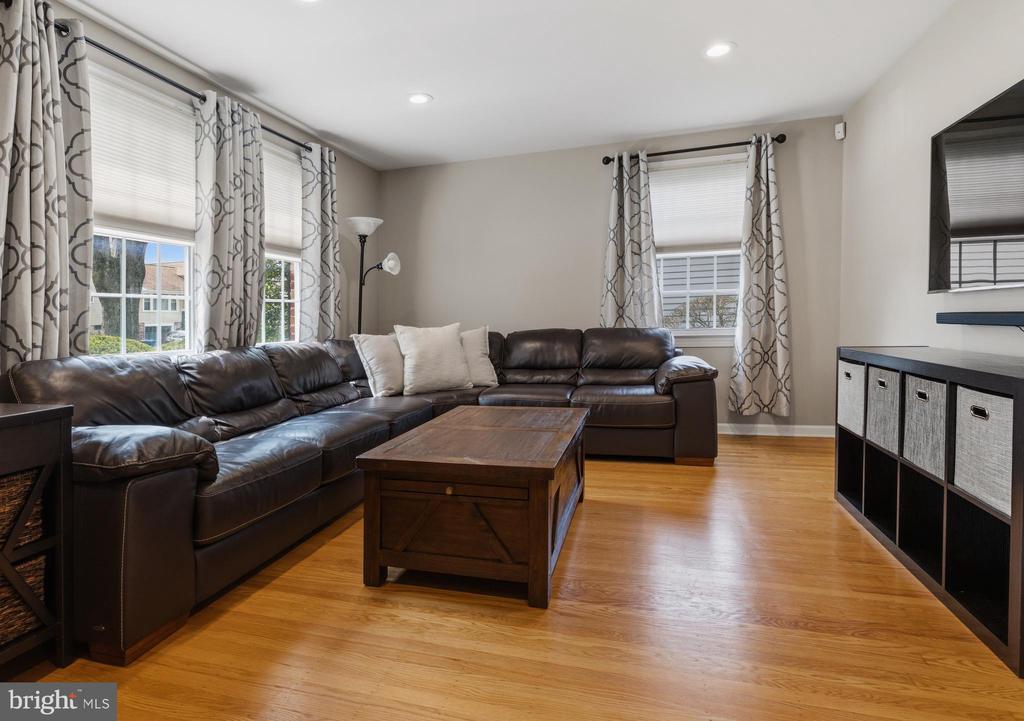 205 ANDERSON LANE