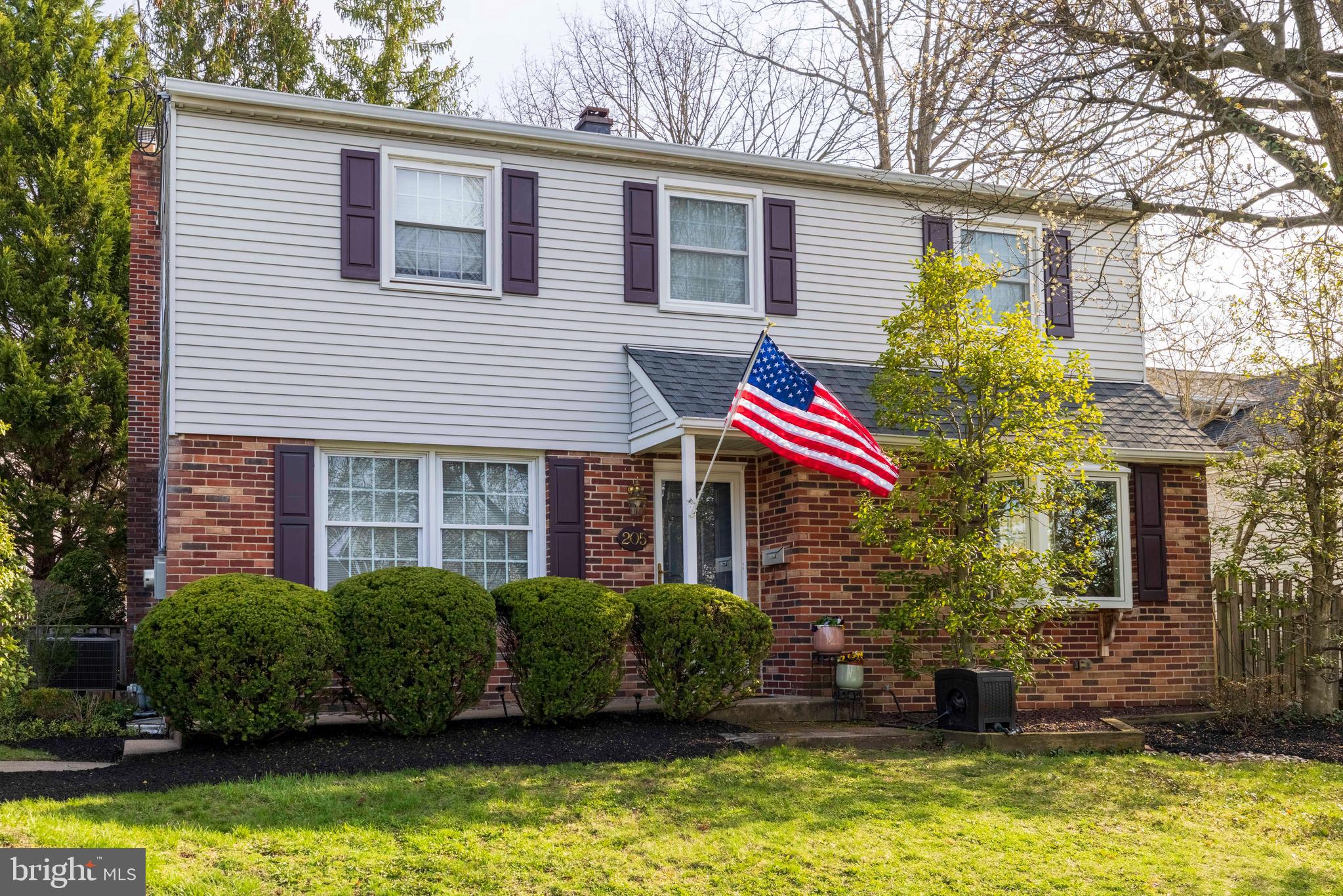 205 ANDERSON LANE