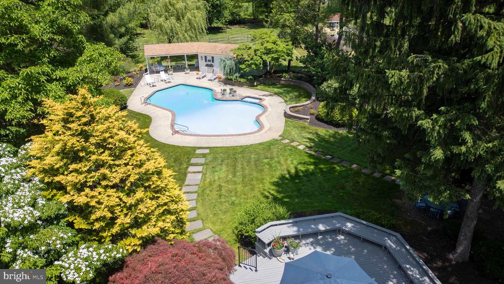 114 ROSEWOOD DRIVE