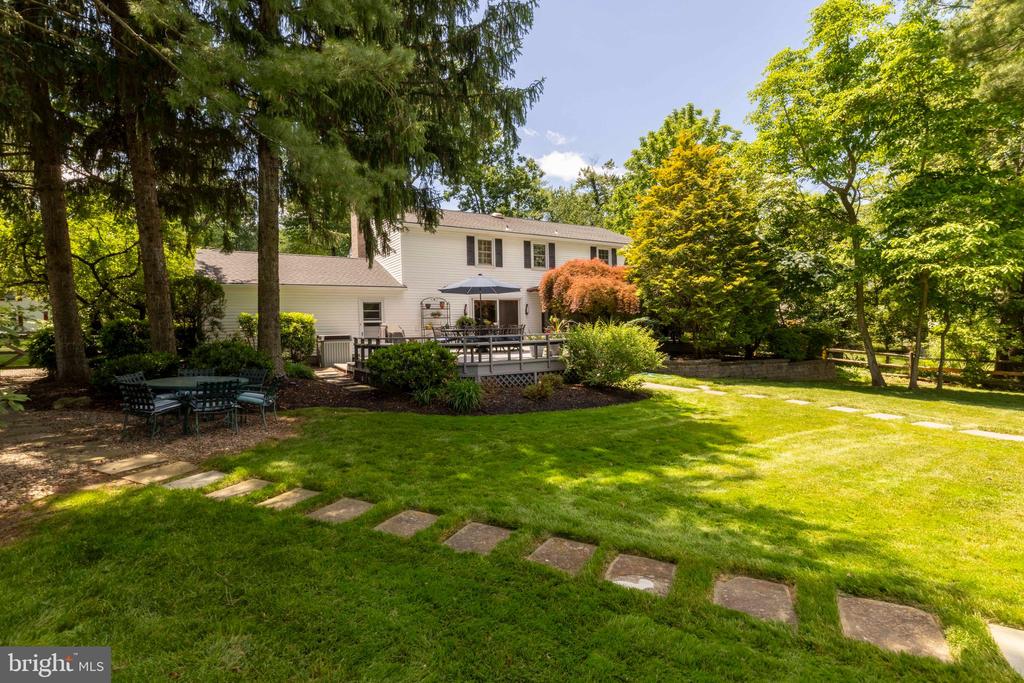 114 ROSEWOOD DRIVE