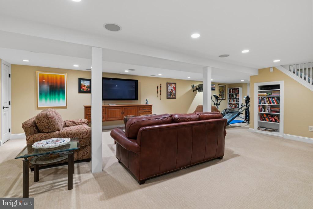 114 ROSEWOOD DRIVE