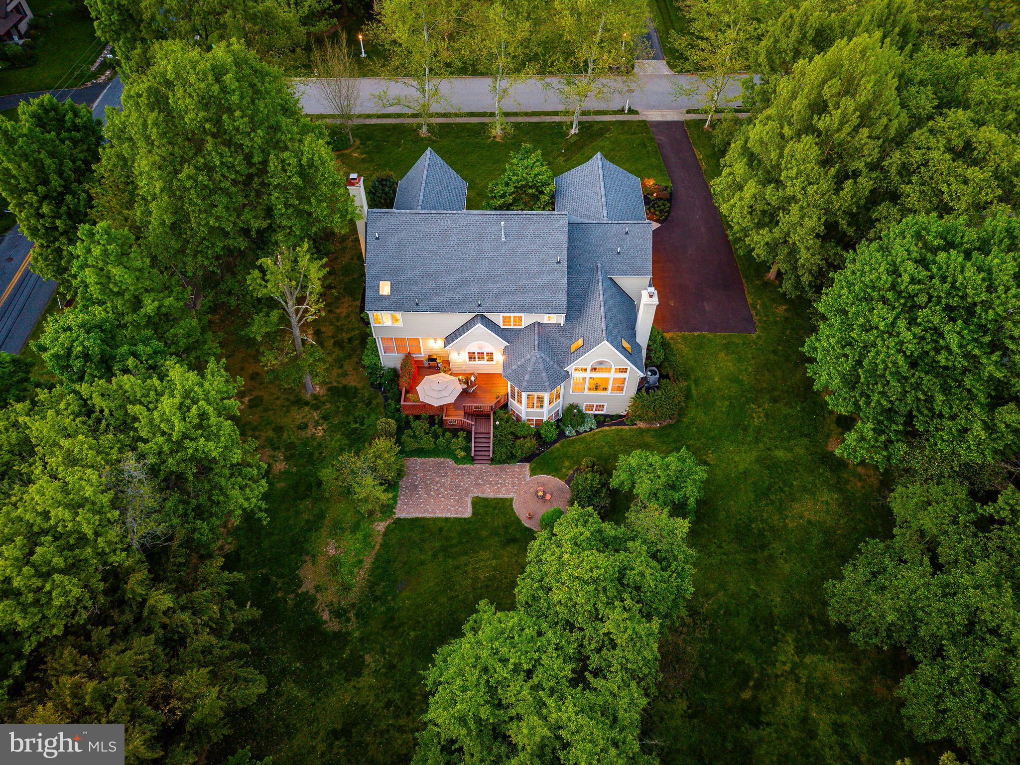 999 N PENN OAK ROAD